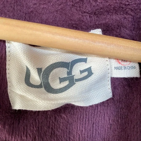UGG Robe L or XL - Picture 3 of 8
